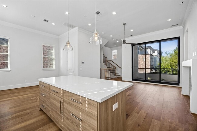 Building Photo - 9663 Kings Cross Station