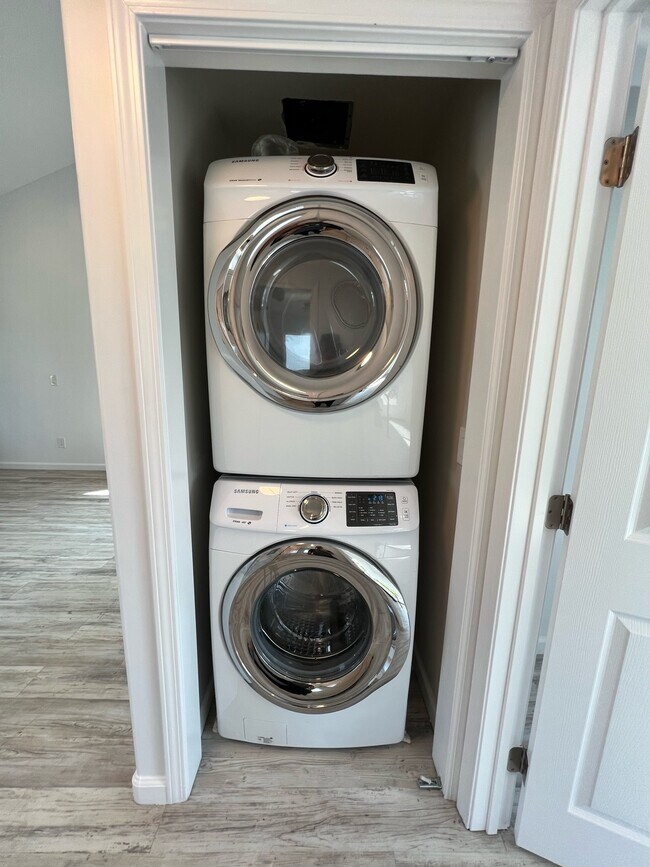 Building Photo - 4620 Eagle Rock Blvd