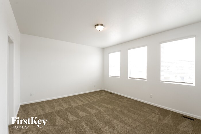 Building Photo - 14643 Normande Dr