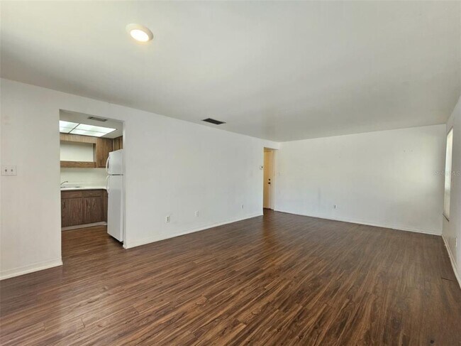 Building Photo - 7602 W Powhatan Ave