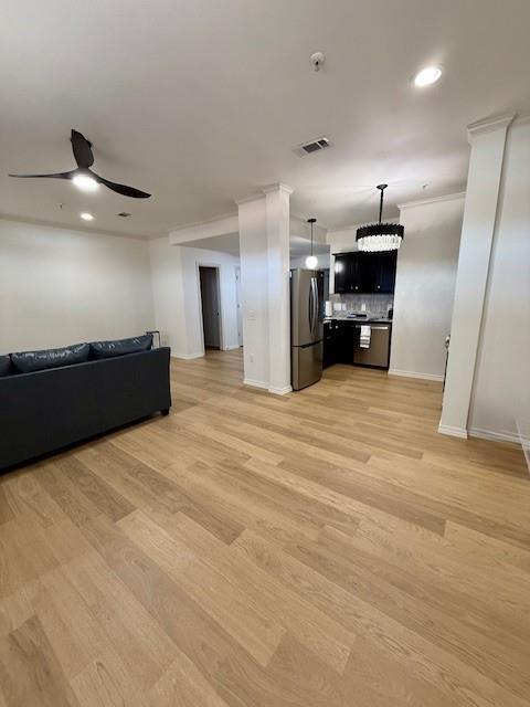 Building Photo - 1115 N Leverett Ave