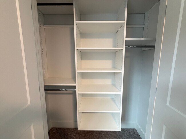 Building Photo - 545-547 68th St SE