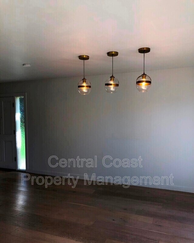 Building Photo - 3850 Rio Rd