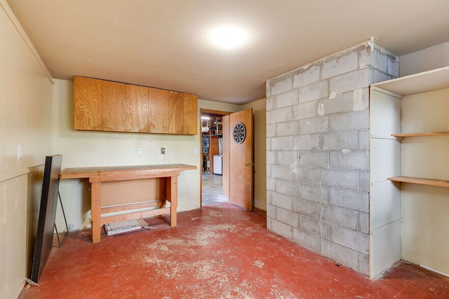 Building Photo - 16047 SE 4th St