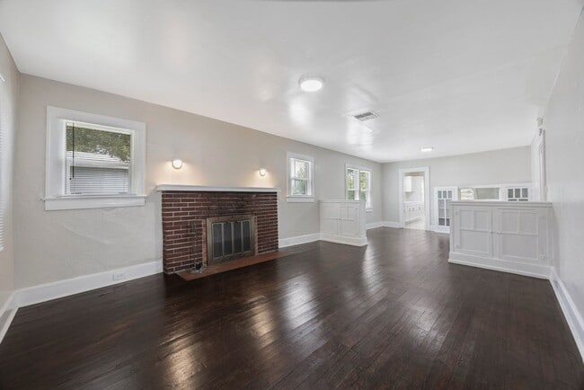Building Photo - 4119 1st Ave N