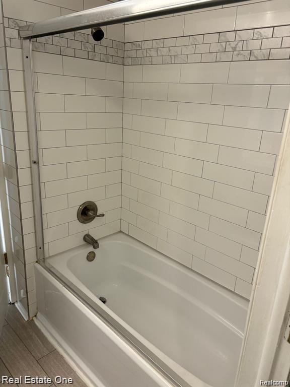 Building Photo - 5102 Franklin Park Dr