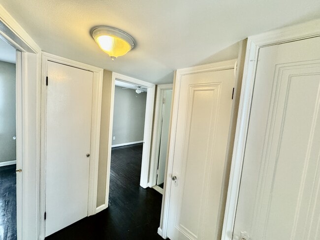 Building Photo - 4309 Edmund St