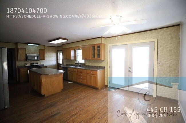 Building Photo - 445 CR 155