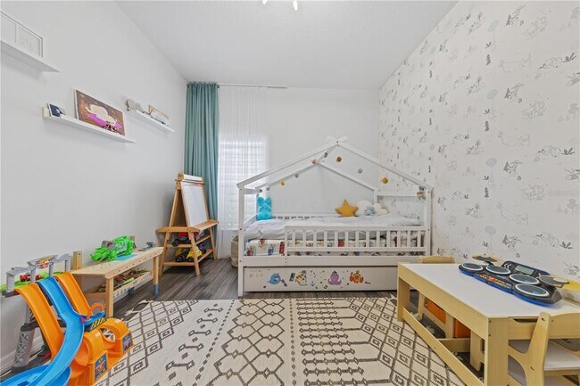 Building Photo - 7770 Glynde Hill Dr