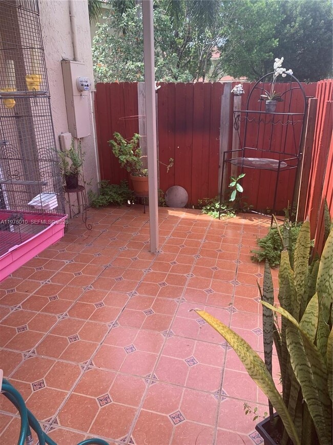 Building Photo - 2211 SE 23rd Rd