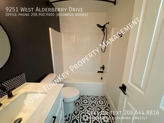 Building Photo - 9251 W Alderberry Dr