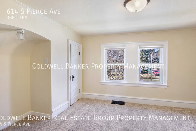 Building Photo - Beautiful Brick Single Family Home