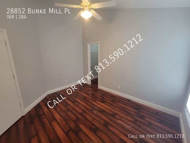 Building Photo - Spacious Wesley Chapel Home