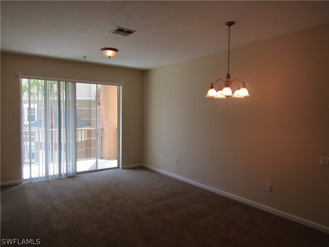 Building Photo - 4114 Breakview Dr