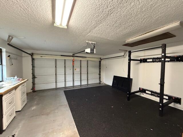 Building Photo - 1603 Hollyhock Rd