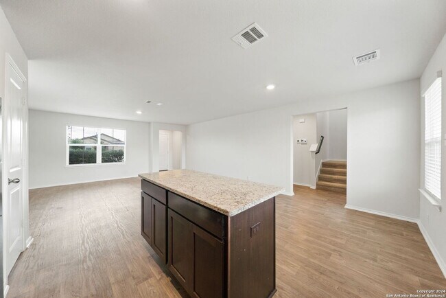 Building Photo - 6536 Dynamic Sound