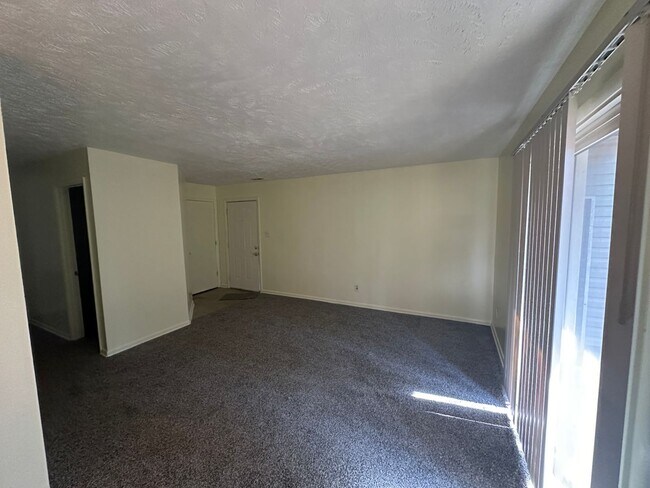 Building Photo - 6376 Applecross Ave