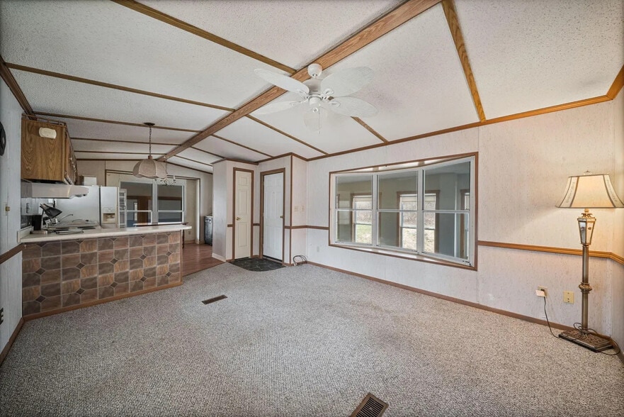Building Photo - 13 Alder Ln
