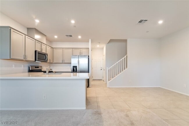 Building Photo - 480 Filaree Pl