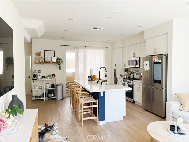 Building Photo - 14126 Bay St