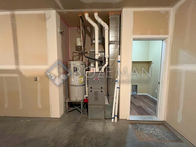 Building Photo - 270 Pond Lily Dr
