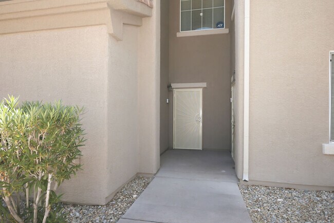 Building Photo - 6655 Flaminian Ln