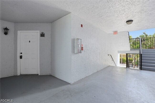 Building Photo - 13605 Eagle Ridge Dr