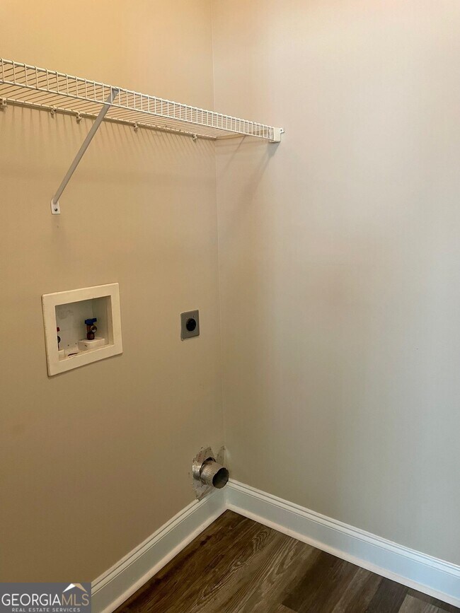 Building Photo - 5371 Apple Grove Rd NE