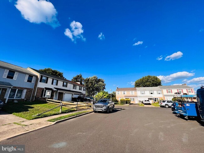 Building Photo - 6352 Congress Ct