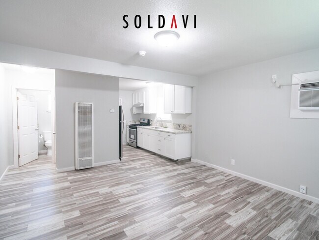 Building Photo - 2855 M St