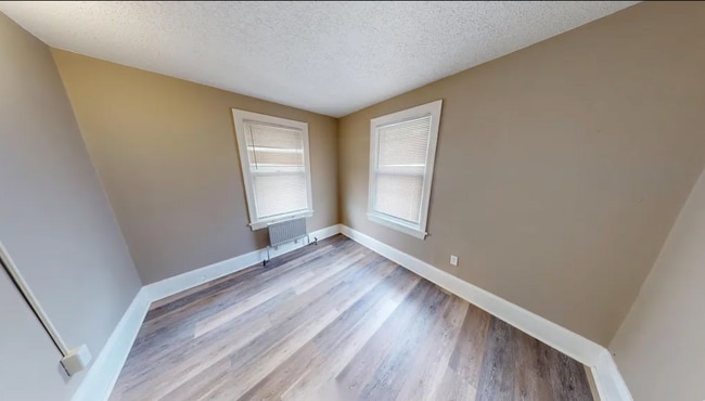 Building Photo - Renovated Twin Home Now Available for Immediate Move In