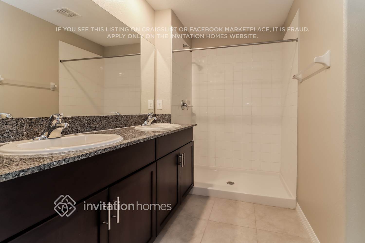 Building Photo - 2253 Jungle Dr