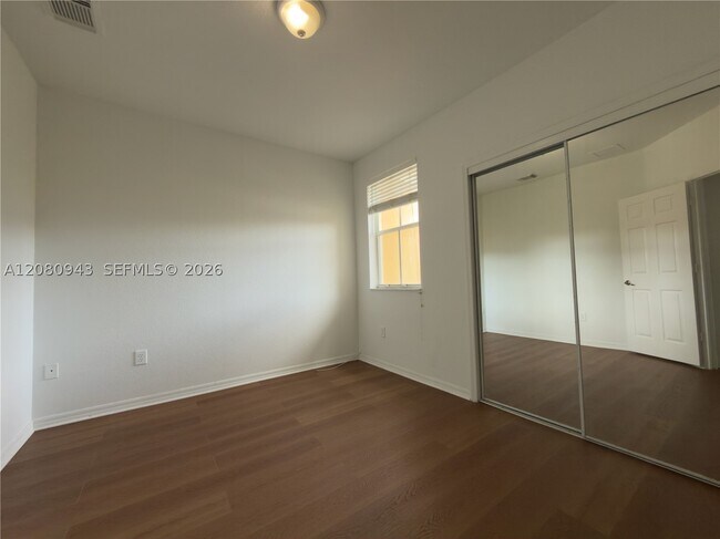 Building Photo - 7978 SW 166th Pl