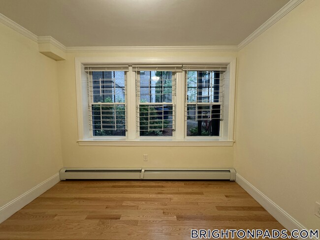 Building Photo - 100 Kilsyth Rd