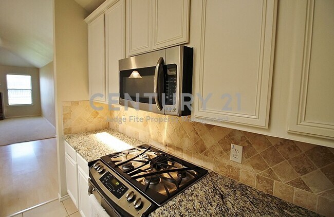 Building Photo - Adorable 3/2/2 in Mansfield ISD For Rent!