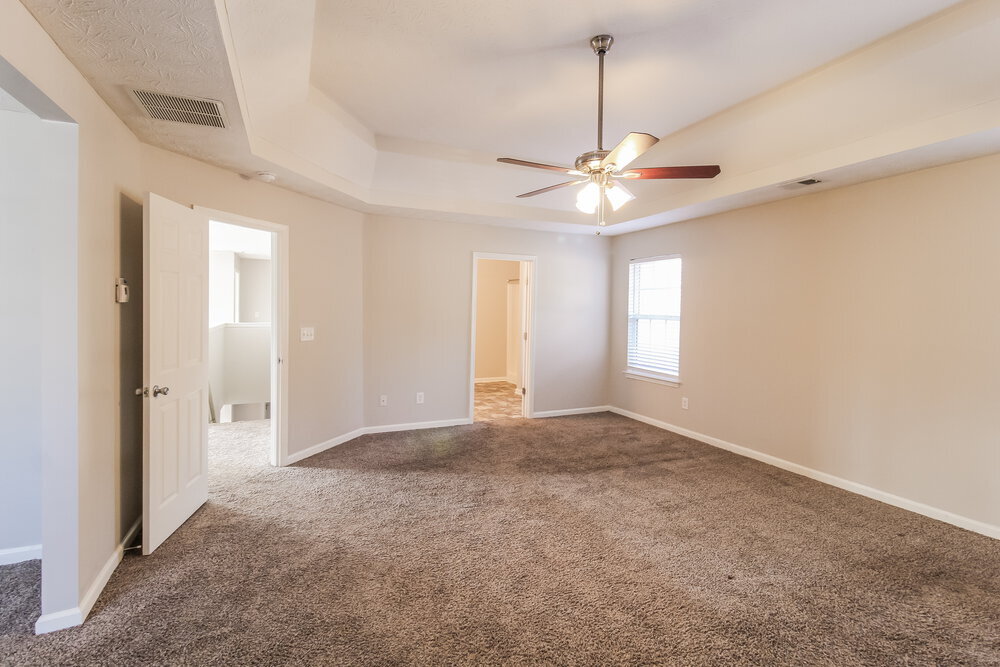 Building Photo - 296 Millstone Dr