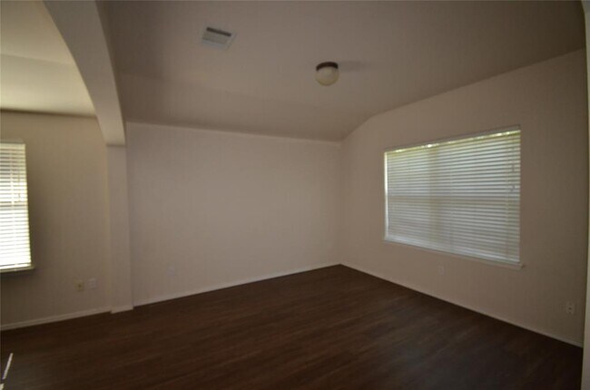 Building Photo - 11812 Timber Heights Dr