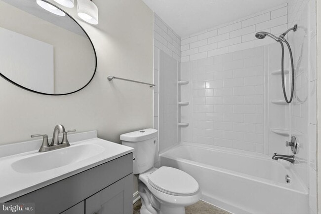 Building Photo - 352 Valley Mill Rd