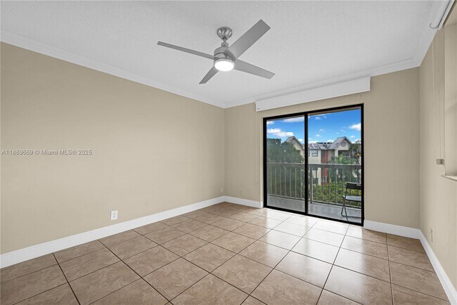 Building Photo - 8120 Geneva Ct