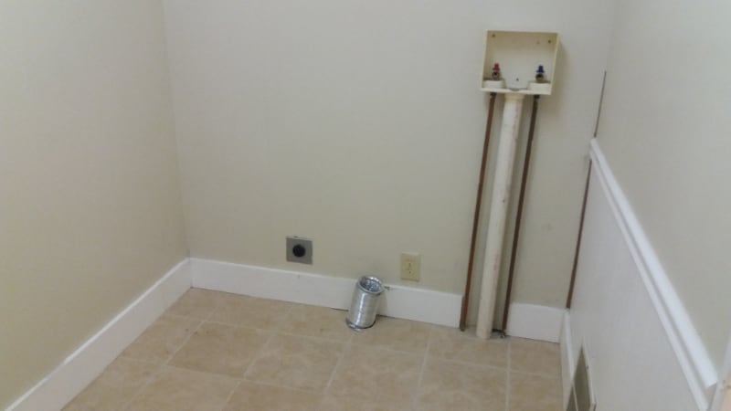 Building Photo - 2502 W Pikes Peak Ave