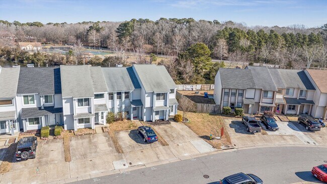 Building Photo - Turnkey, Furnished, All Inclusive Rental in Virginia Beach's Ocean Lakes Community