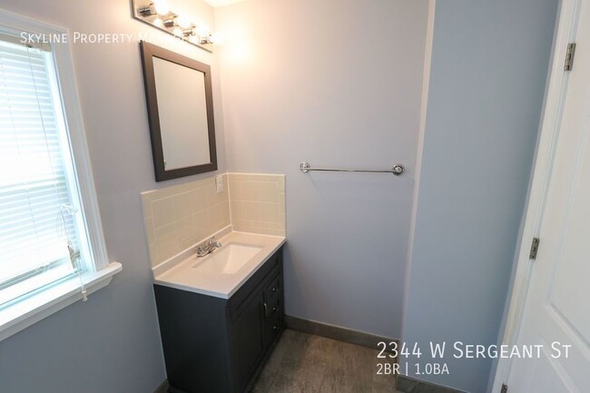 Building Photo - Renovated 2 Bedroom Home For Rent in Straw...