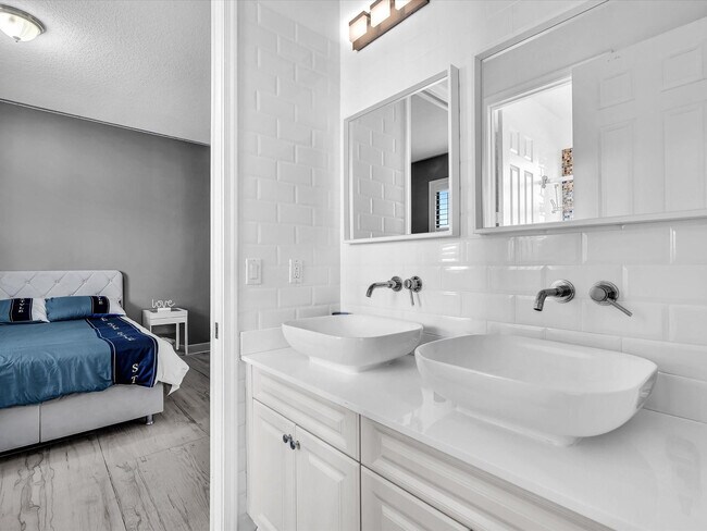 Building Photo - 3192 NW 84th Terrace