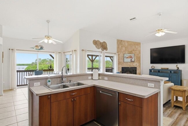Building Photo - 6731 Arroyo Dr