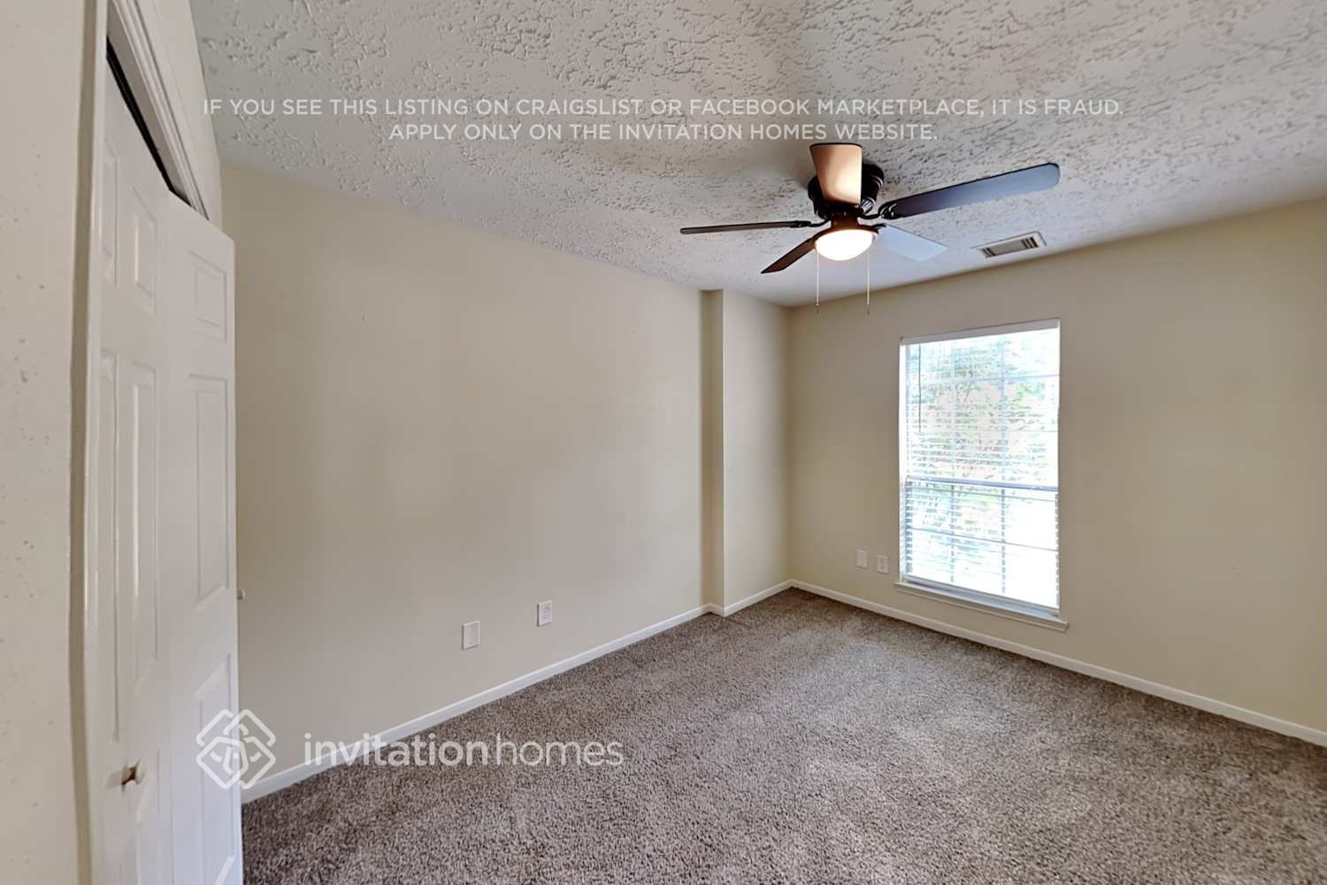 Building Photo - 14423 Sun Harbor Dr