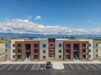 Building Photo - Jumbo 2 bed 2 bath  Modern Apartment - 1323 sqft