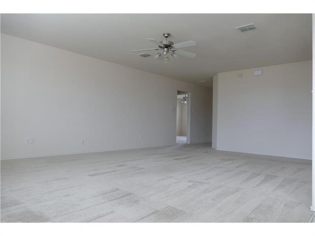 Building Photo - 2814 Lake Vista Dr