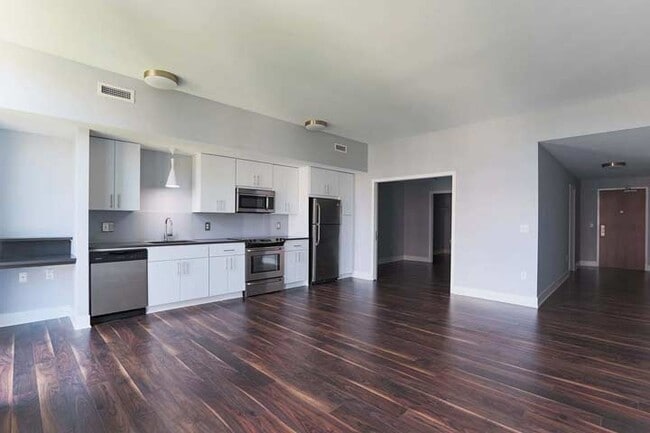 Floorplan - International