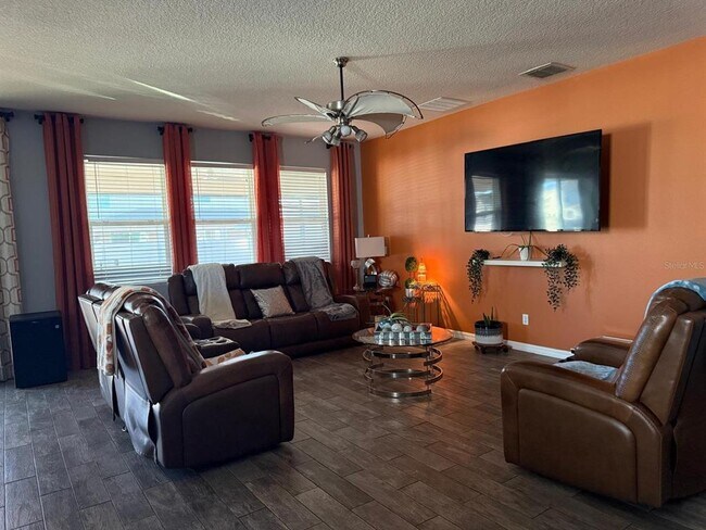 Building Photo - 12148 Prairie Plantation Wy