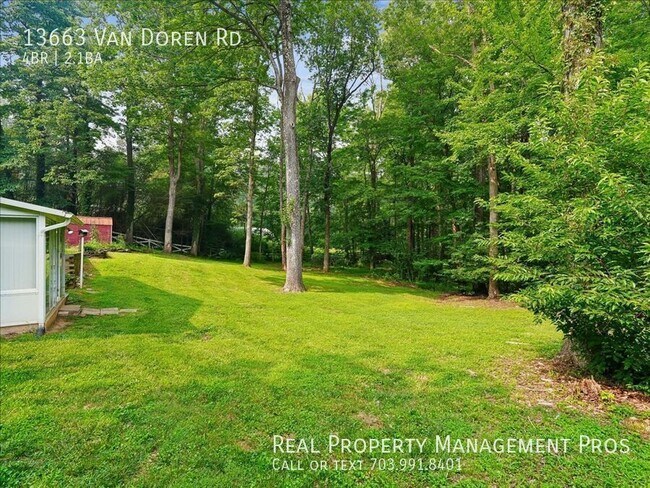 Building Photo - 13663 Van Doren Rd